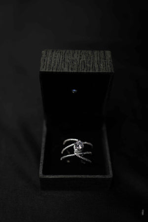 ZIG ZAG DIAMOND REPLICA RING