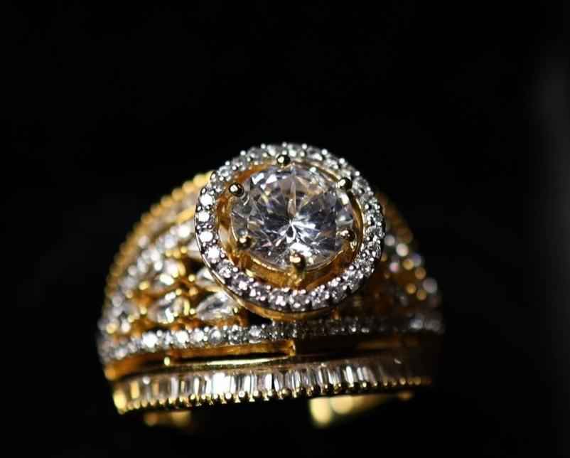 18 crt Gold Polish AAA CZ Stone ring