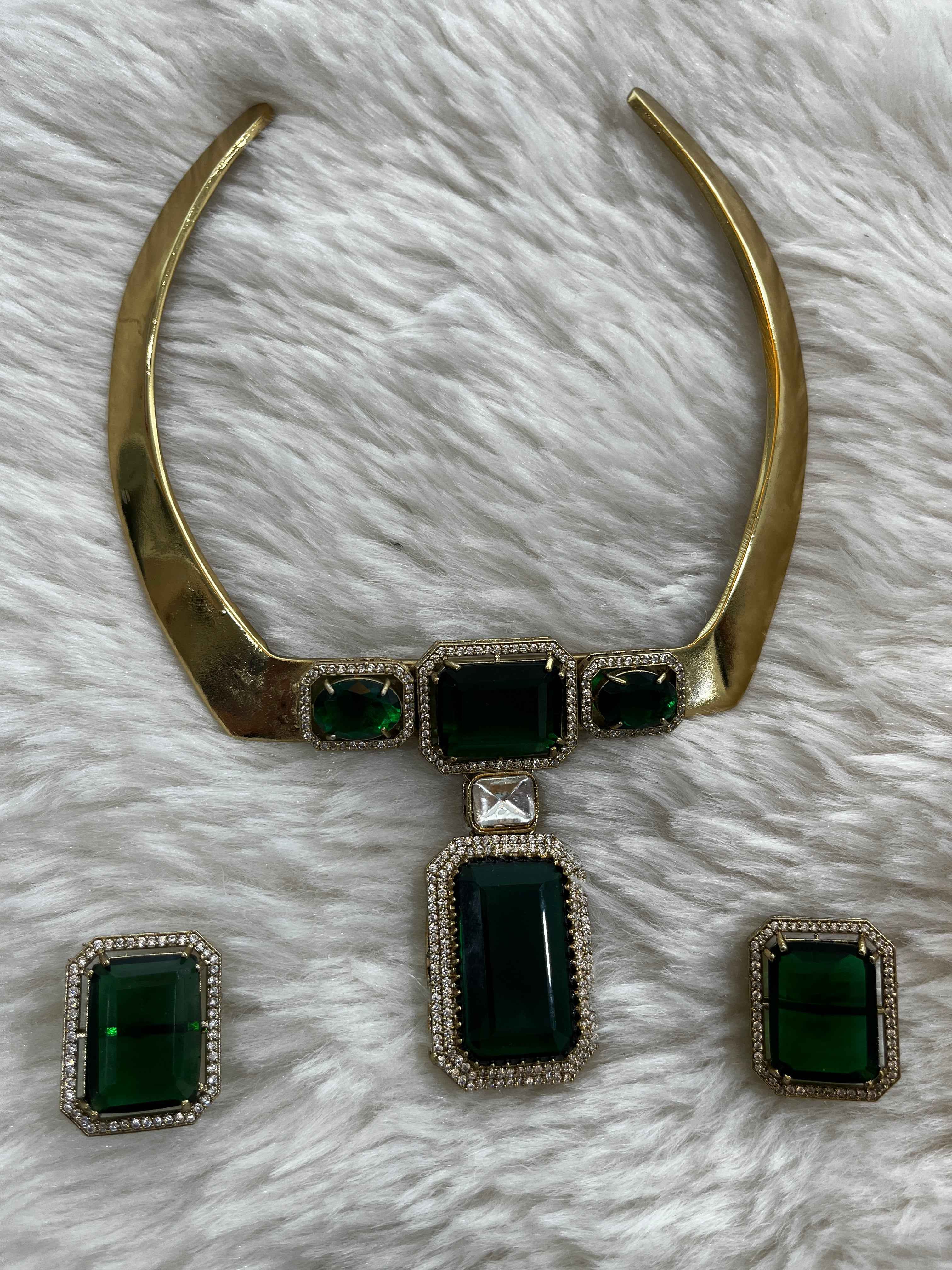 Emerald Royale Hasli Set