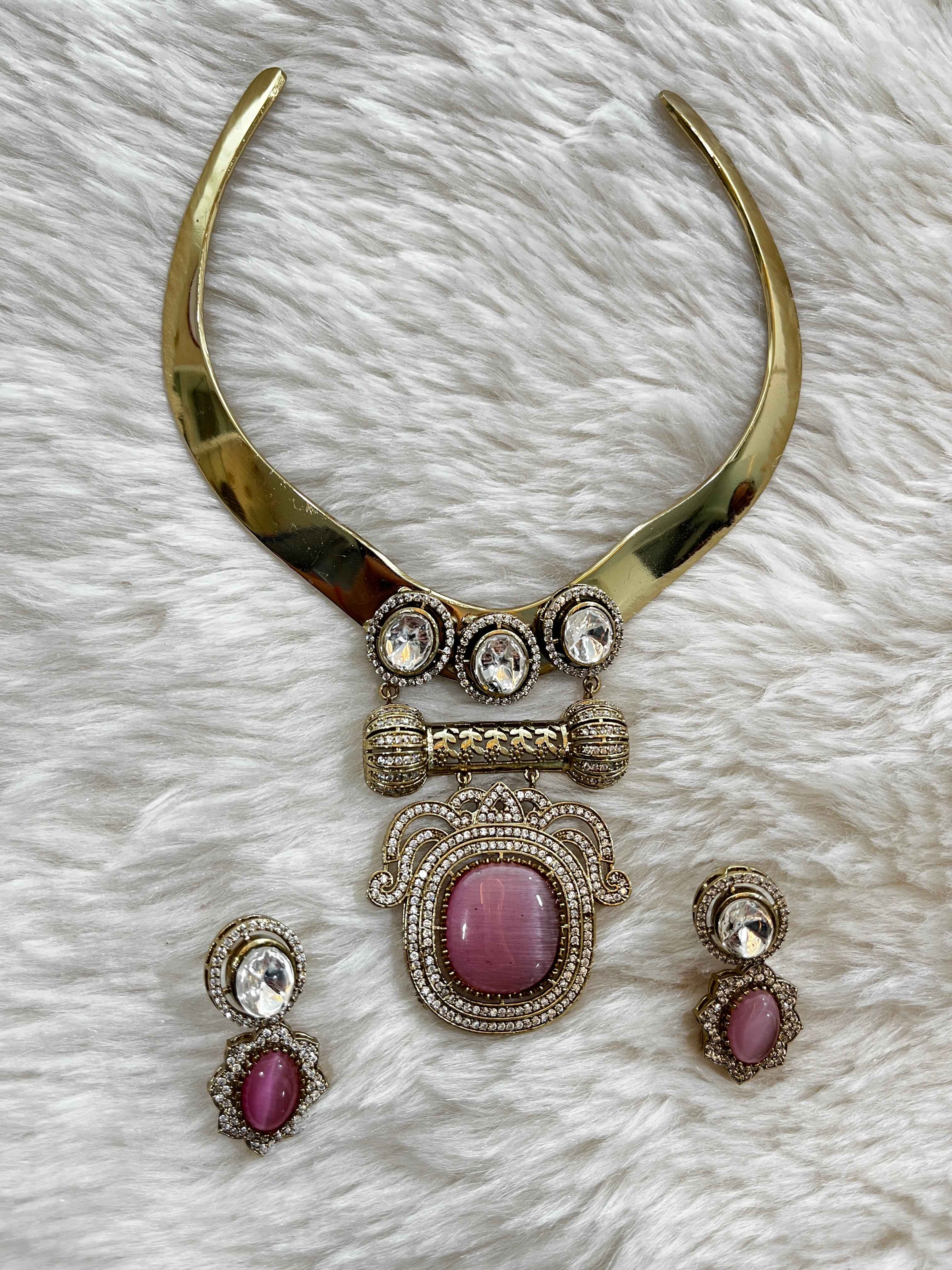 Rose Quartz Heritage Hasli Set