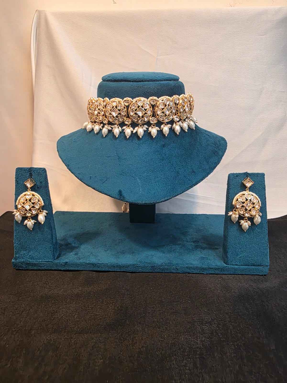 Mosinite polki choker peral dropping