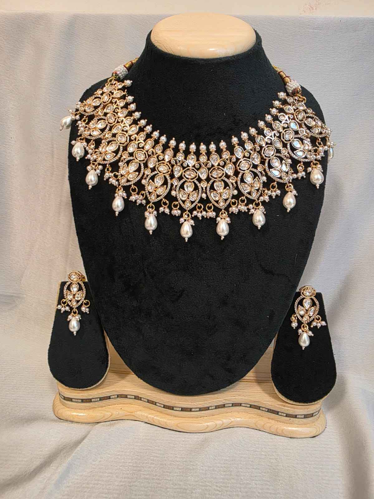 Moissanite Kundan Chokar set