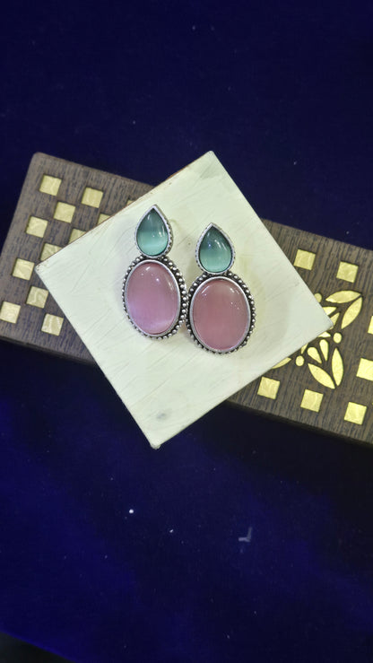 High quality  beautifull monalisa stone studded earrings