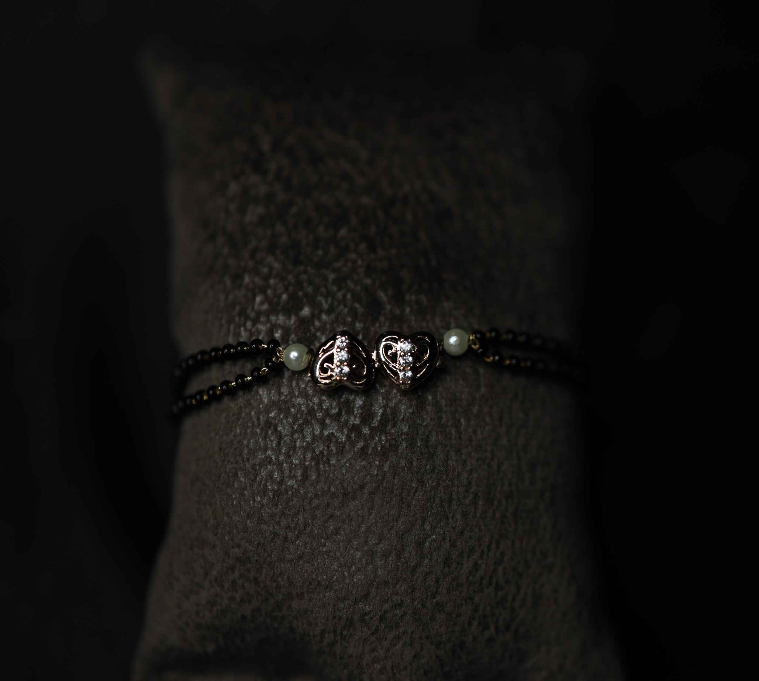 Hand Heart II Design Mangalsutra