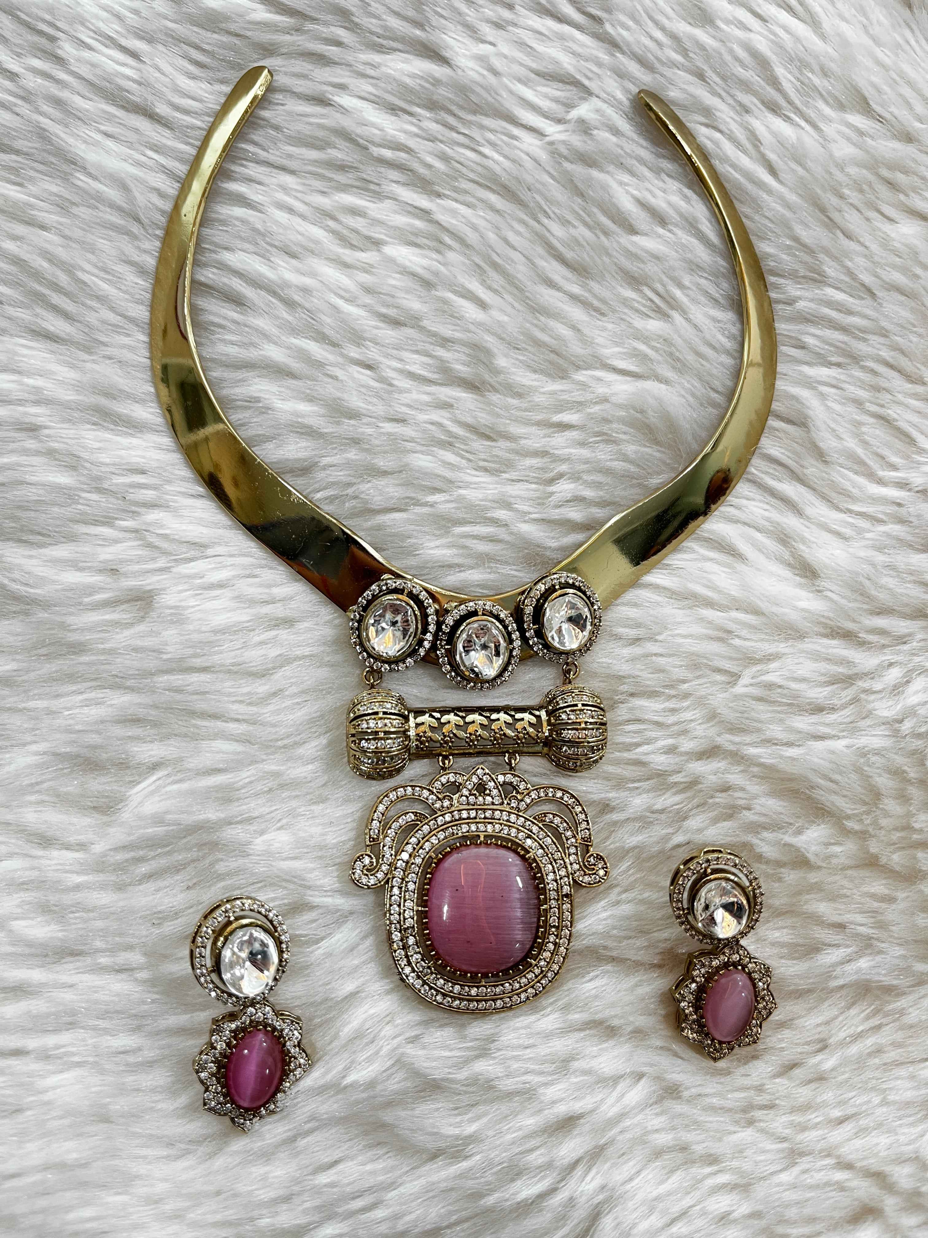Rose Quartz Heritage Hasli Set
