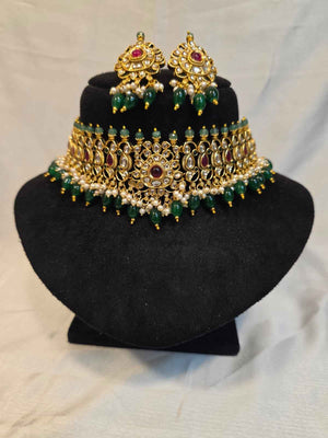 Kundan choker matte gold finishing